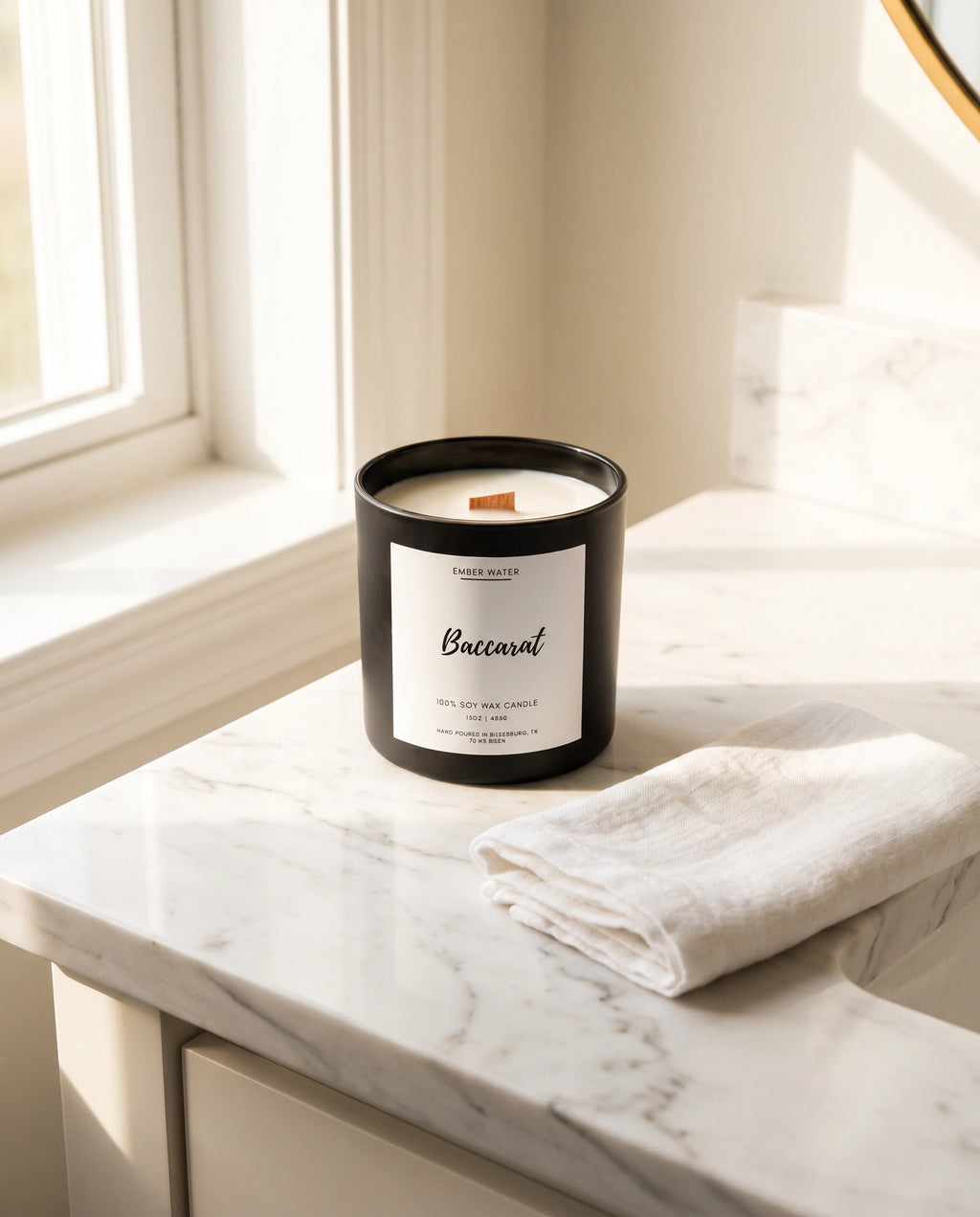 Baccarat Candle - Lifestyle