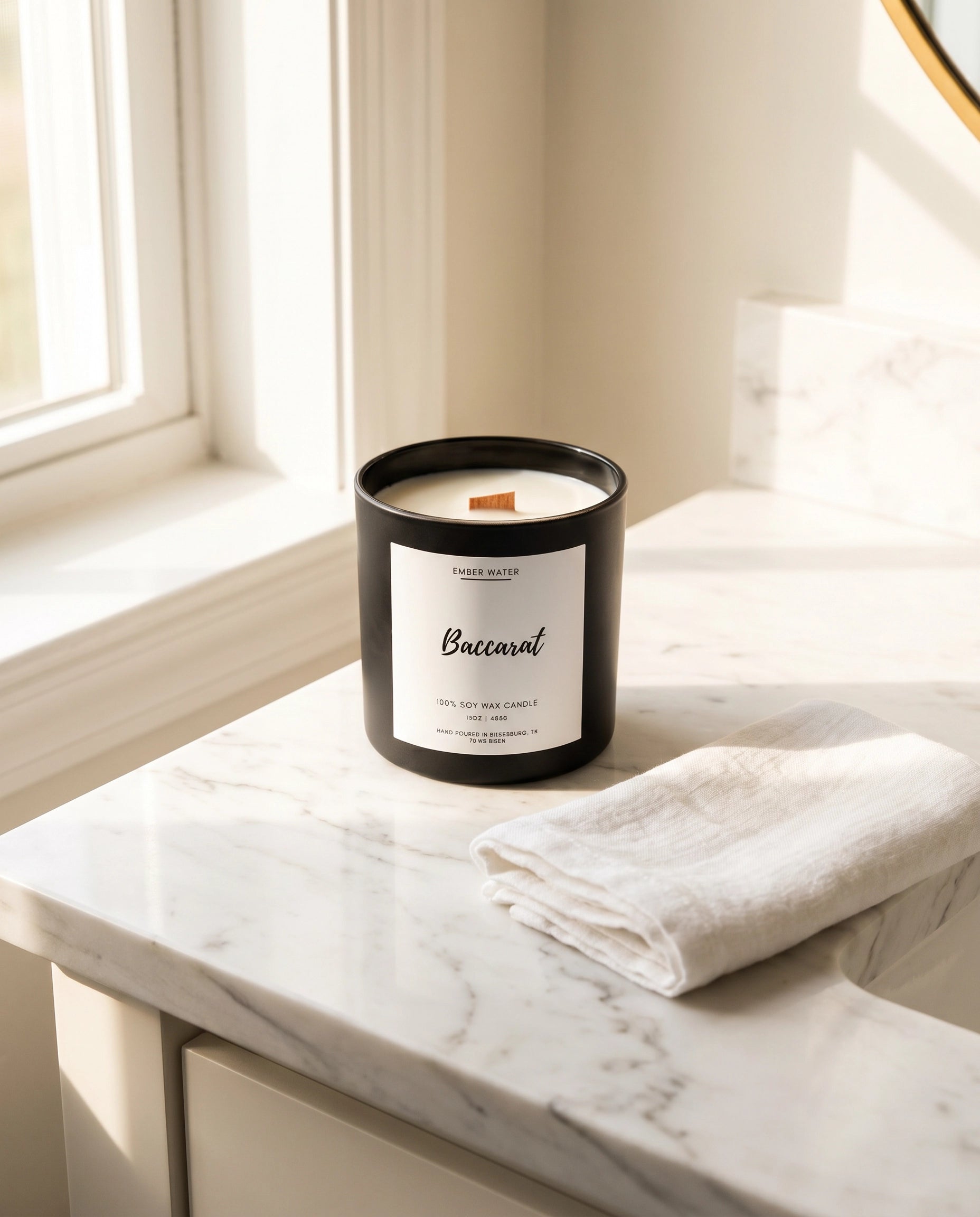 Baccarat Candle - Lifestyle